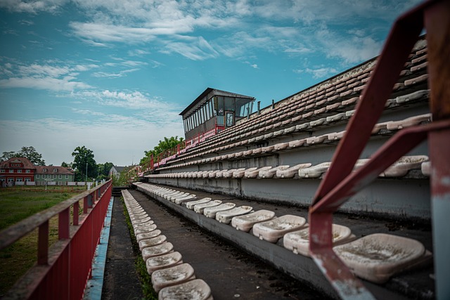 利贡献力量 利贡献力量